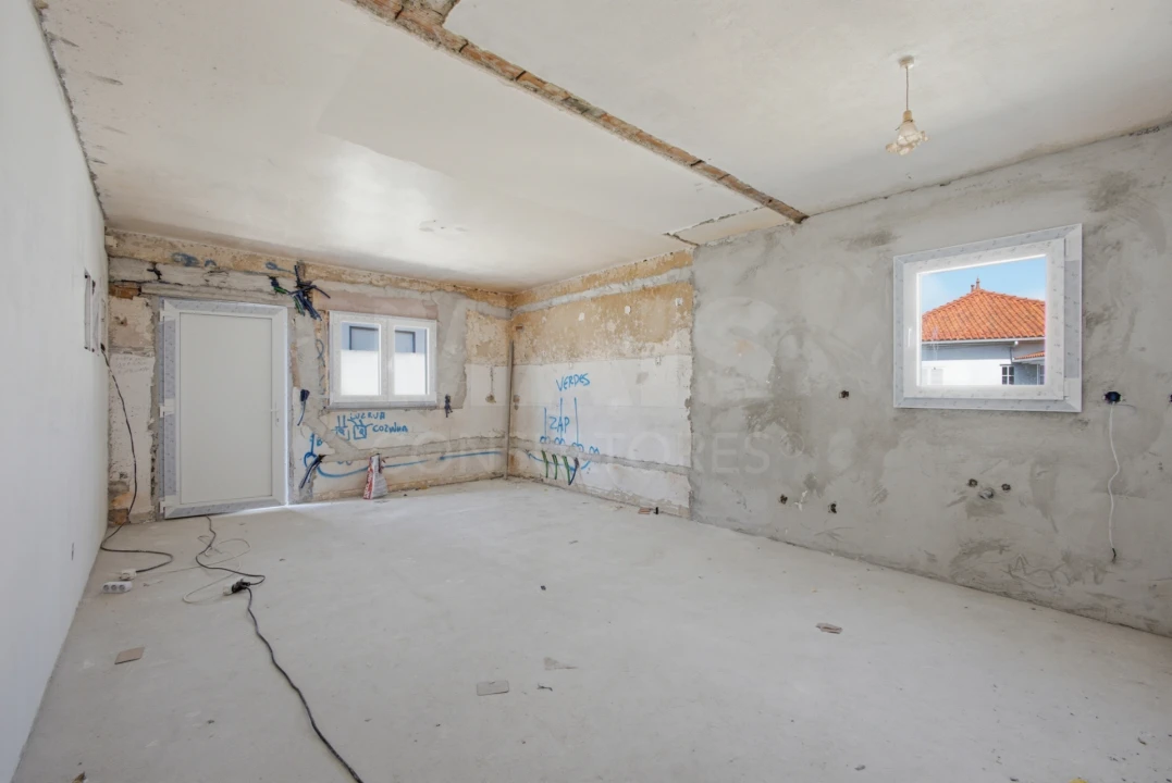 Apartamento T4 para Venda em São Martinho do Porto Foto 8