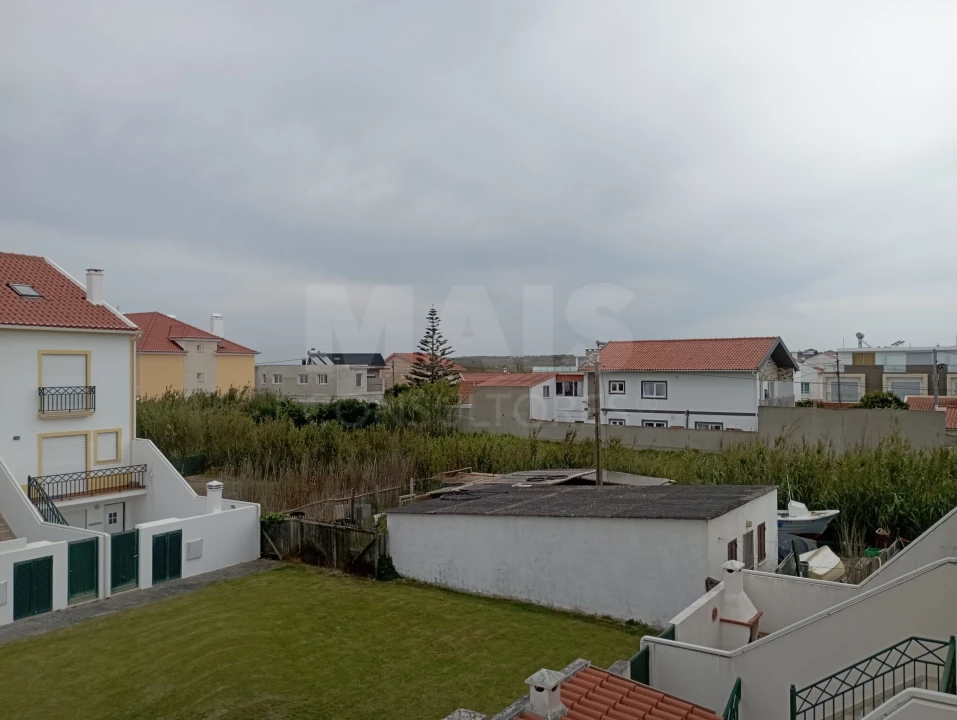 Moradia T2 para Arrendamento em Ferrel Foto 12