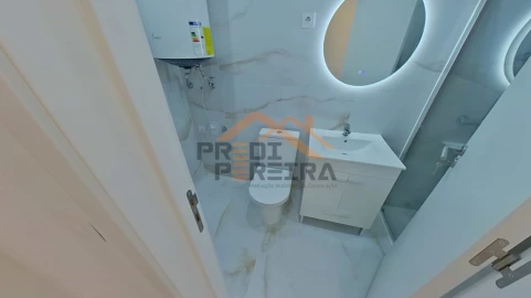 Apartamento T2 para Venda em Águas Livres