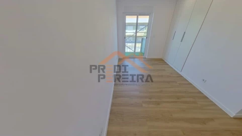 Apartamento T2 para Venda em Águas Livres