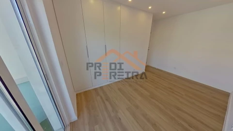 Apartamento T2 para Venda em Águas Livres