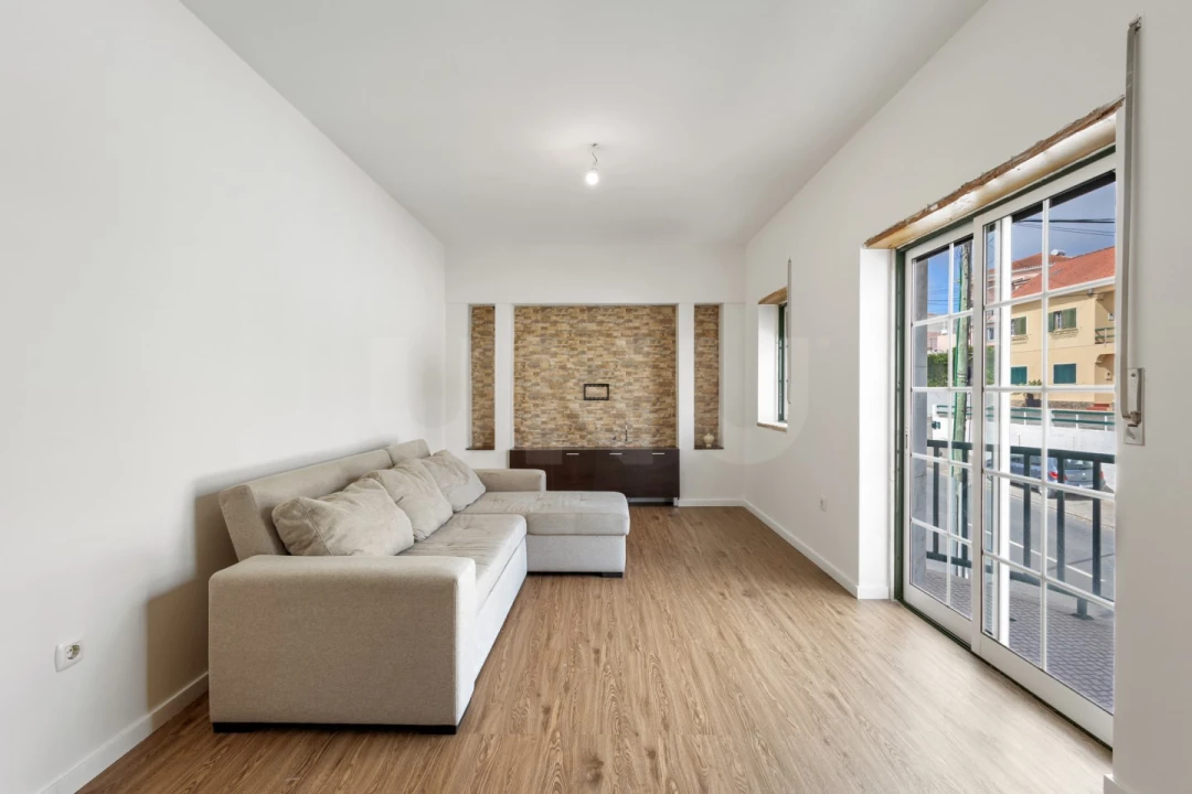 Apartamento T2 para Venda em Encarnação Foto 3
