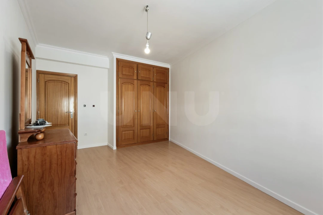Apartamento T2 para Venda em Encarnação Foto 9