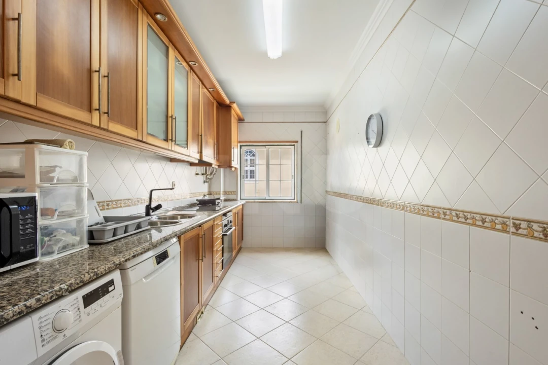 Apartamento T2 para Venda em Encarnação Foto 16