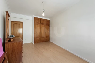 Apartamento T2 para Venda em Encarnação