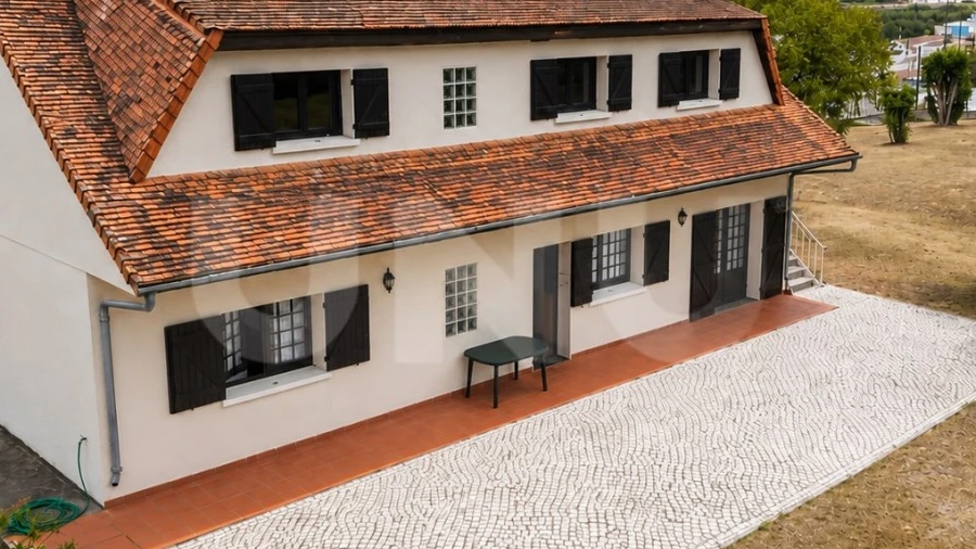 Moradia T5 para Venda em Famalicão