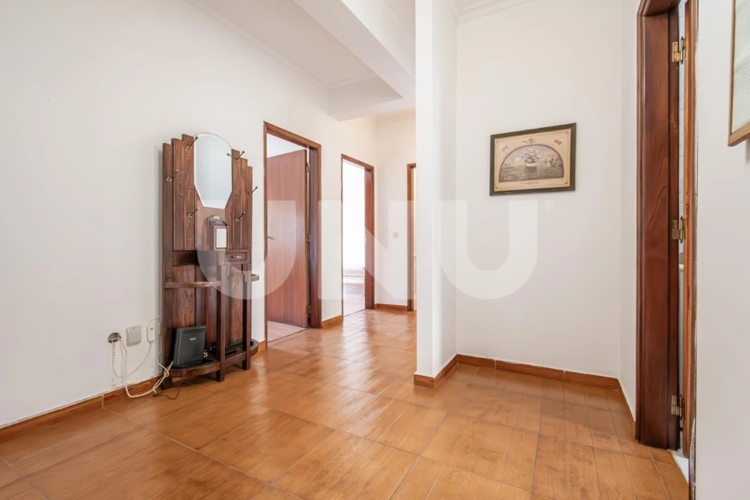 Apartamento T3 para Venda em Covilhã e Canhoso Foto 7