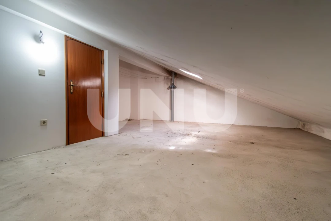 Apartamento T3 para Venda em Covilhã e Canhoso Foto 25