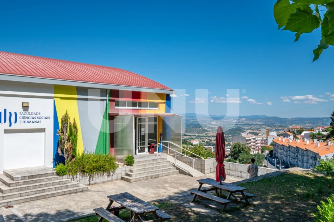 Apartamento T3 para Venda em Covilhã e Canhoso Foto 28