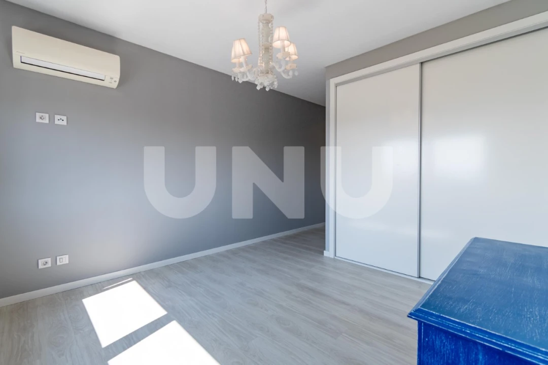 Apartamento T2 para Venda em Covilhã e Canhoso Foto 7