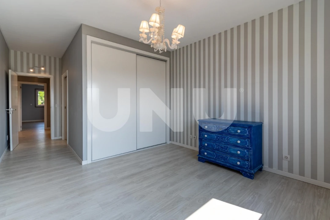 Apartamento T2 para Venda em Covilhã e Canhoso Foto 8