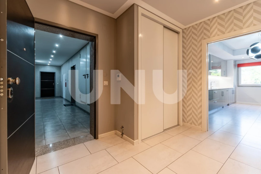 Apartamento T2 para Venda em Covilhã e Canhoso Foto 26