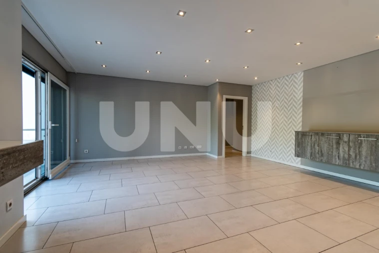 Apartamento T2 para Venda em Covilhã e Canhoso Foto 5