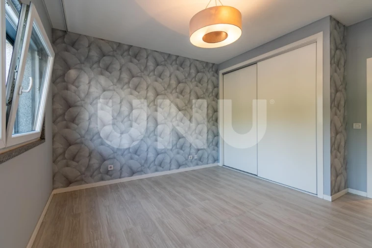 Apartamento T2 para Venda em Covilhã e Canhoso Foto 14