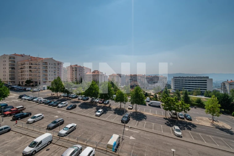 Apartamento T2 para Venda em Covilhã e Canhoso Foto 40