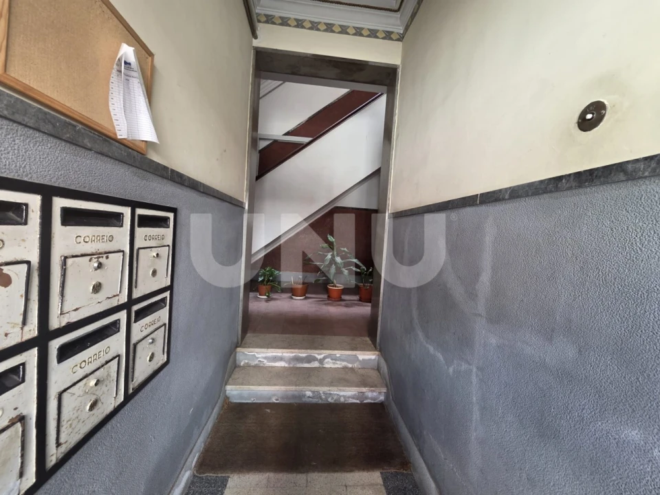Apartamento T2 para Venda em Corroios Foto 4