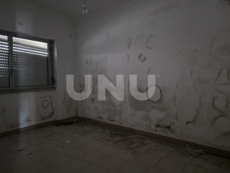 Apartamento T2 para Venda em Corroios Foto 5