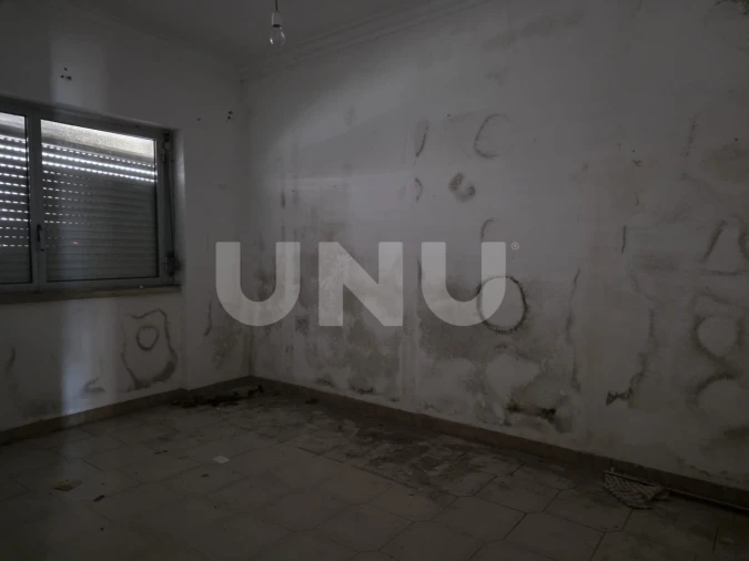 Apartamento T2 para Venda em Corroios Foto 5