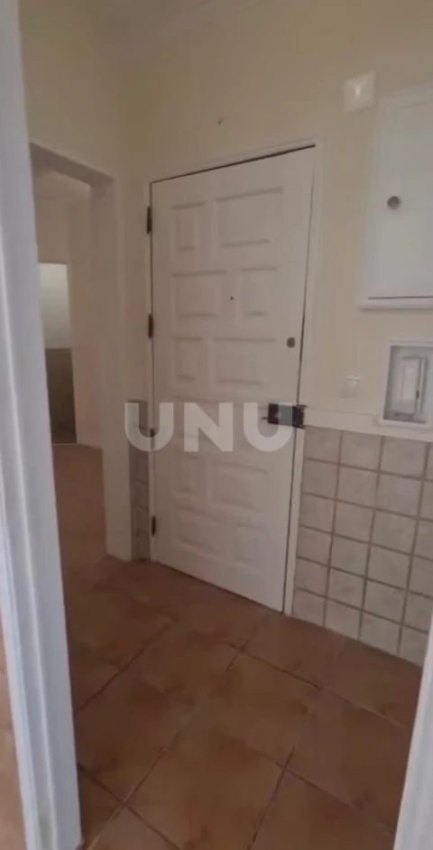 Apartamento T3 para Venda em Algueirão-Mem Martins