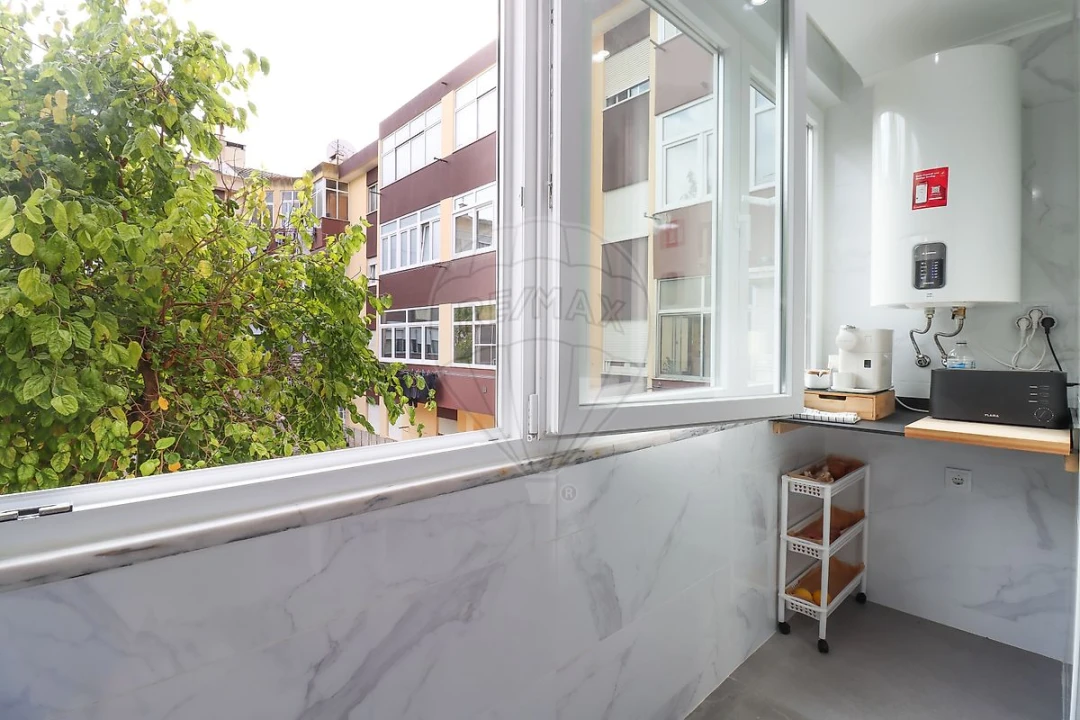 Apartamento T2 para Venda em Palmela Foto 5