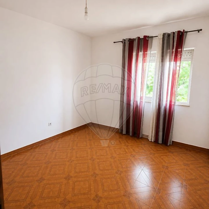 Apartamento T3 para Venda em Odivelas Foto 6