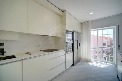 Apartamento T3 para Venda em Ericeira