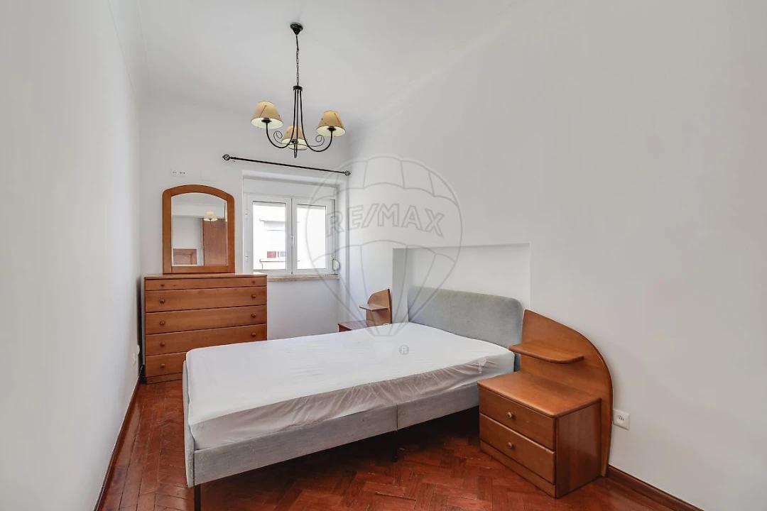 Apartamento T2 para Arrendamento em Moscavide e Portela Foto 4