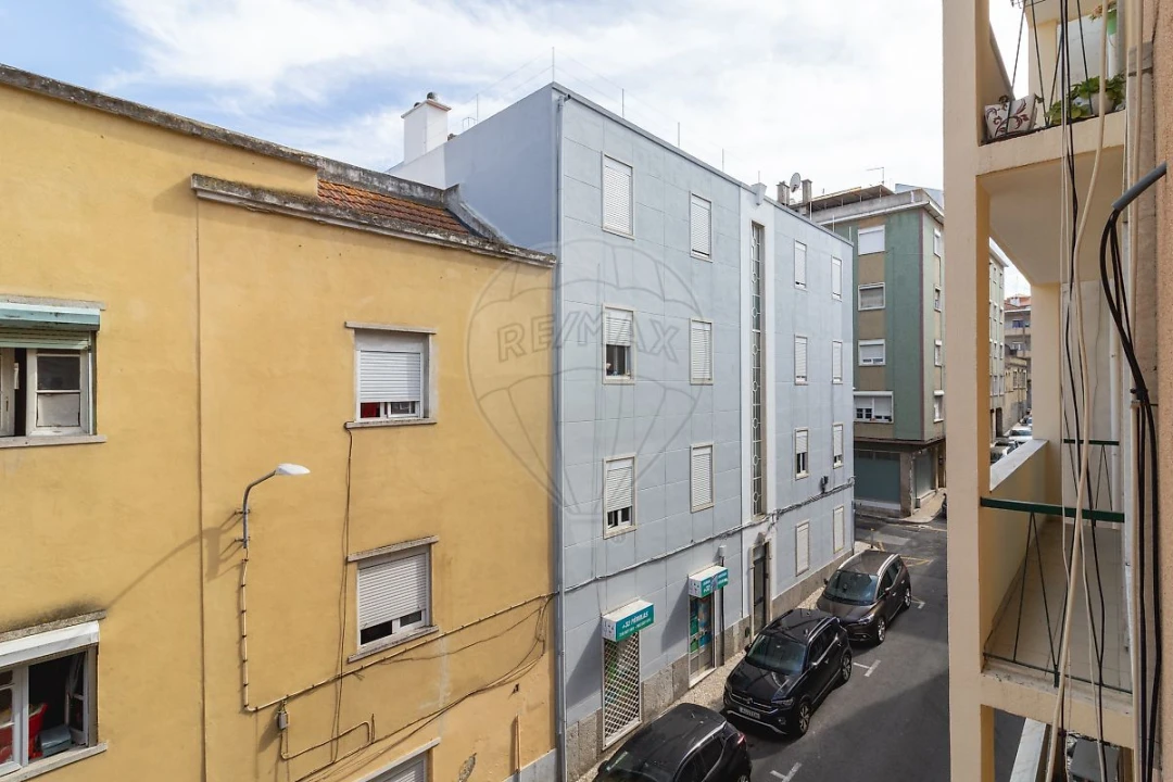Apartamento T2 para Arrendamento em Moscavide e Portela Foto 19