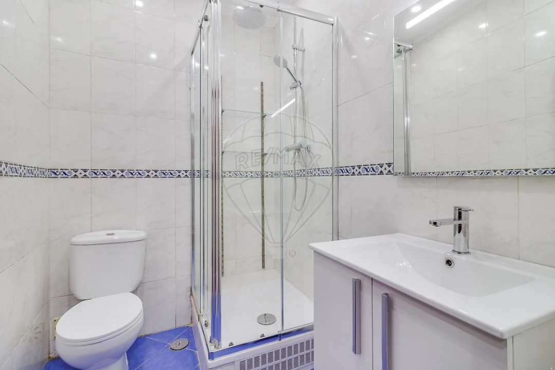 Apartamento T2 para Arrendamento em Moscavide e Portela Foto 6
