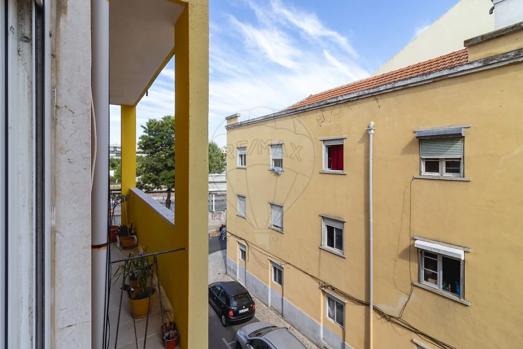 Apartamento T2 para Arrendamento em Moscavide e Portela Foto 17