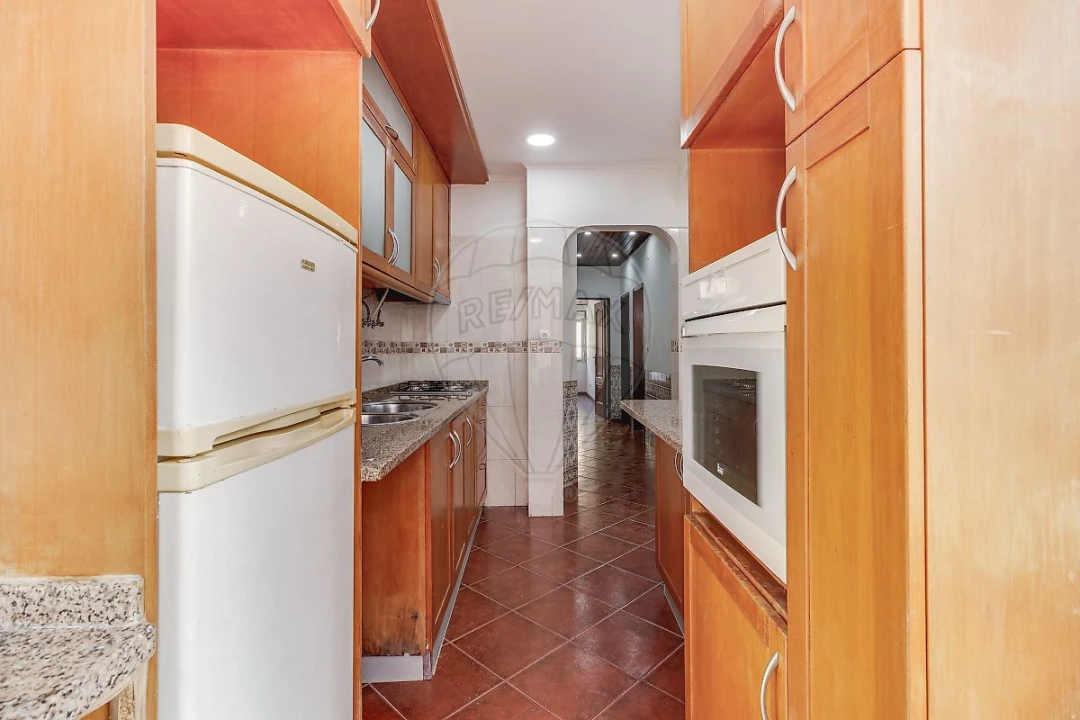 Apartamento T2 para Arrendamento em Moscavide e Portela Foto 2