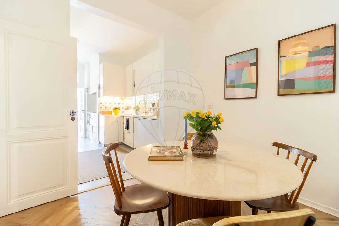 Apartamento T4 para Venda em Arroios Foto 18