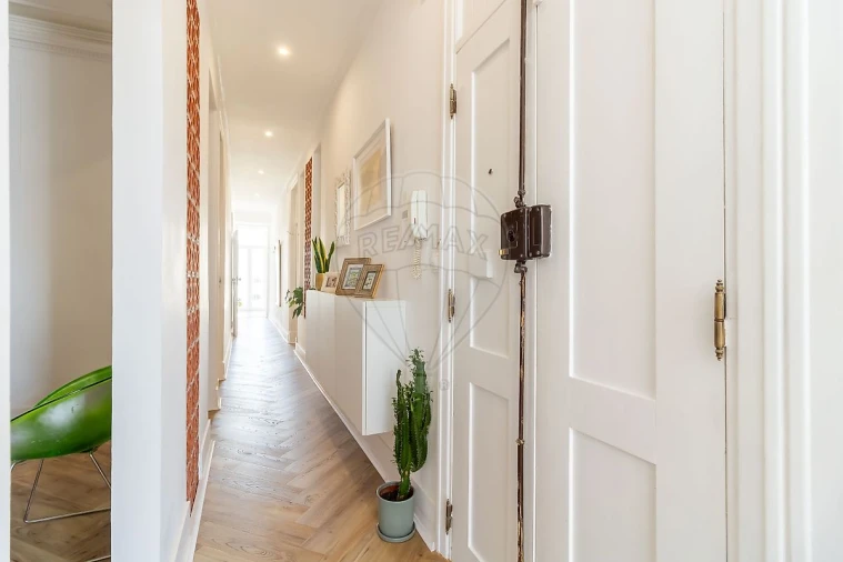 Apartamento T4 para Venda em Arroios Foto 13
