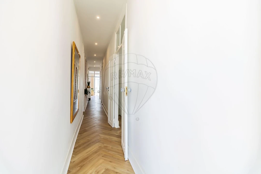 Apartamento T4 para Venda em Arroios Foto 14