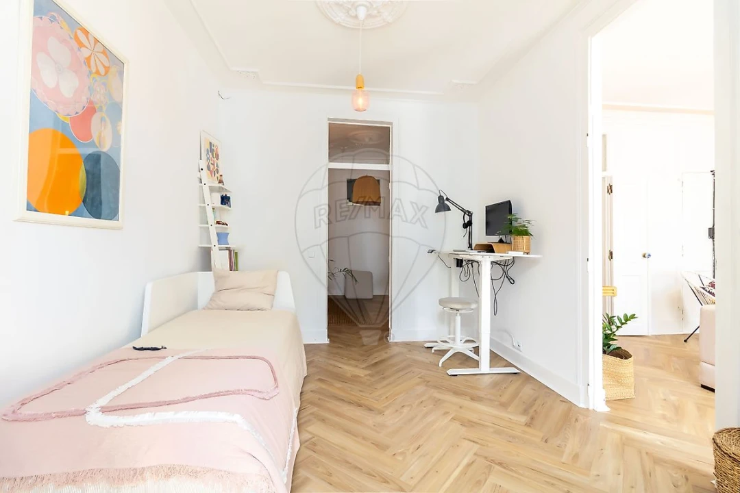 Apartamento T4 para Venda em Arroios Foto 4