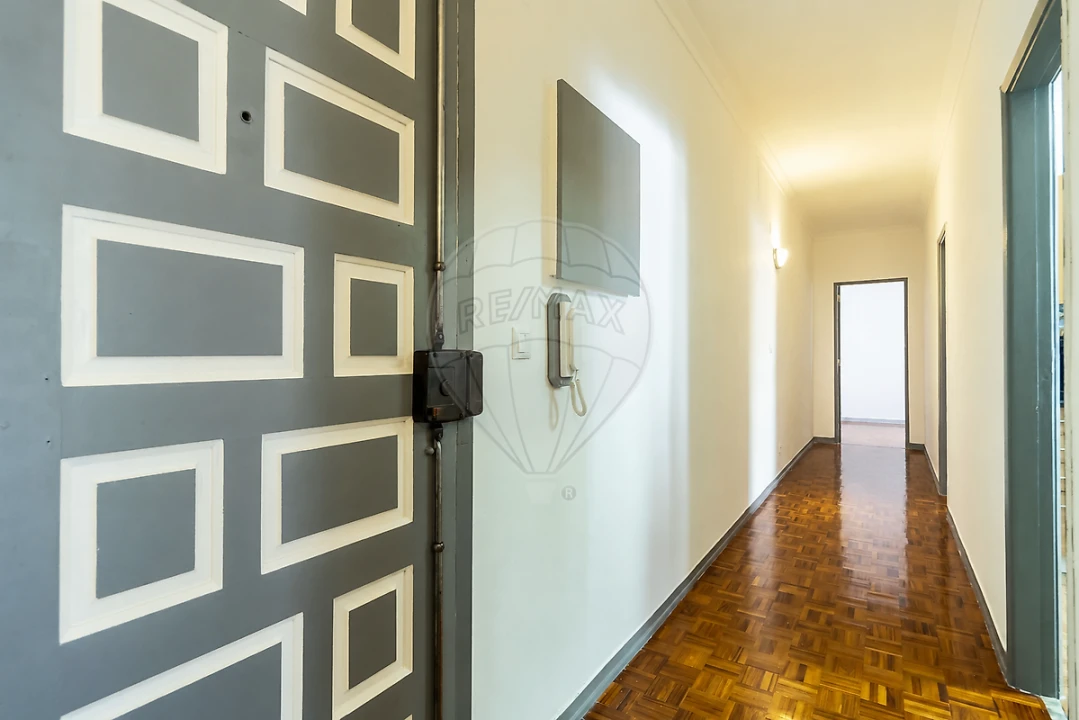 Apartamento T2 para Venda em Laranjeiro e Feijó Foto 20