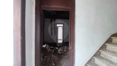 Prédio para Venda em Marvila, Ribeira Santarém, São Salvador, São Nicolau