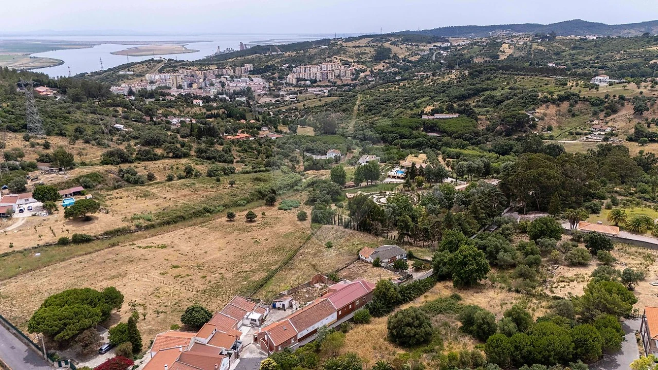 Armazém para Venda em Vila Franca de Xira Foto 18