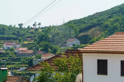 Moradia T4 para Venda em Fornelo do Monte