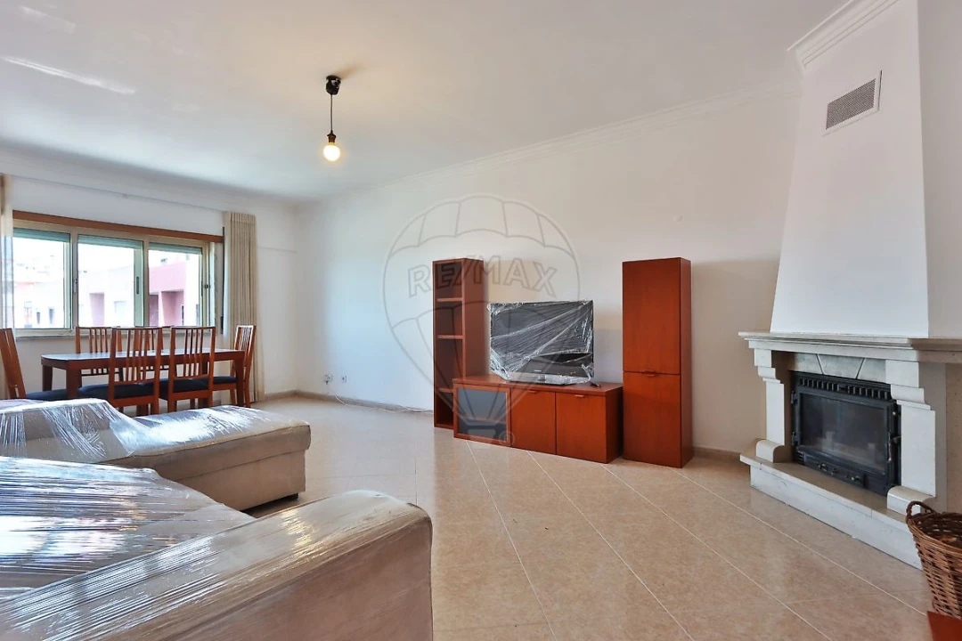 Apartamento T2 para Arrendamento em Cacém e São Marcos Foto 20