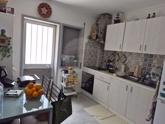 Apartamento T2 para Venda em Vilar de Andorinho Foto 11