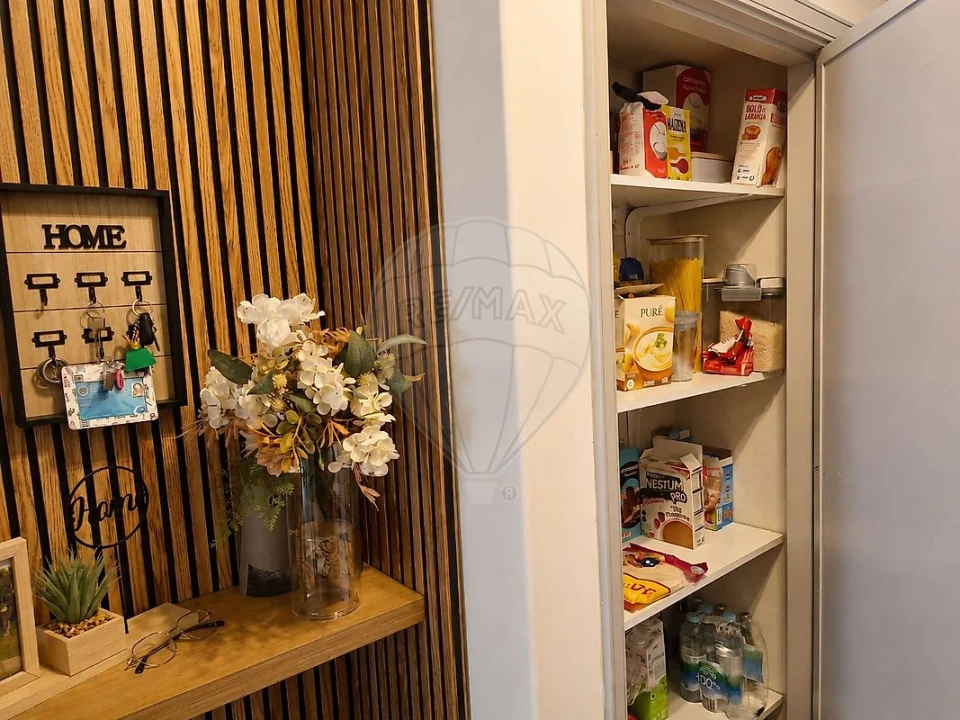Apartamento T2 para Venda em Vilar de Andorinho Foto 29