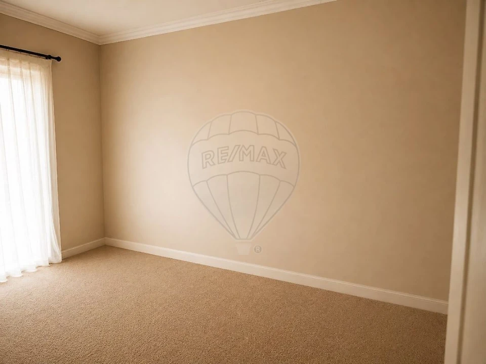Apartamento T2 para Venda em Vilar de Andorinho Foto 18