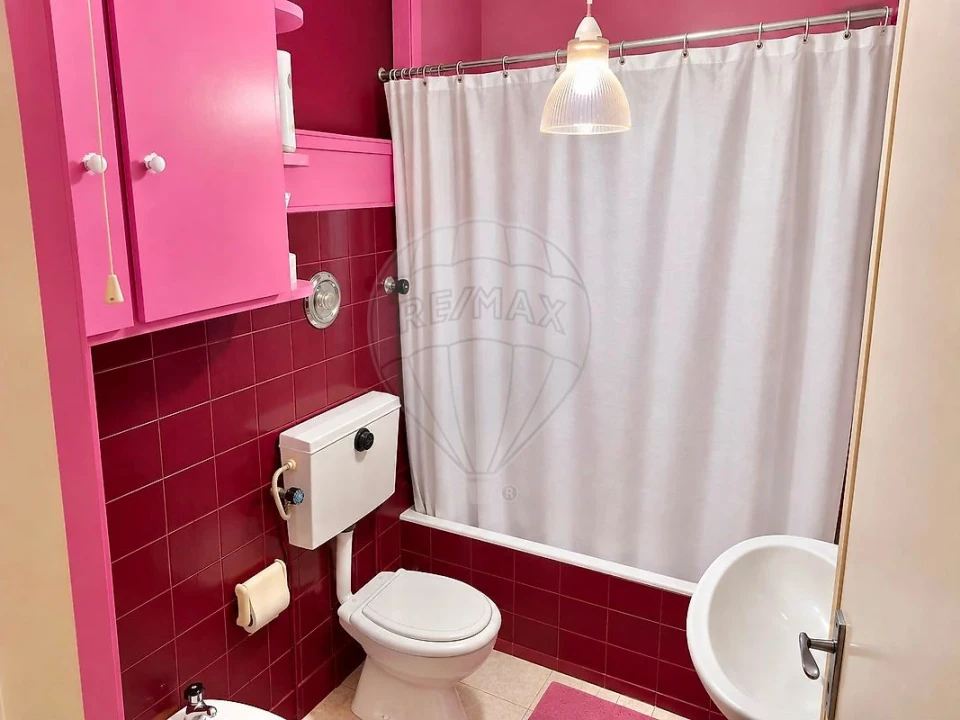Apartamento T2 para Venda em Vilar de Andorinho Foto 10