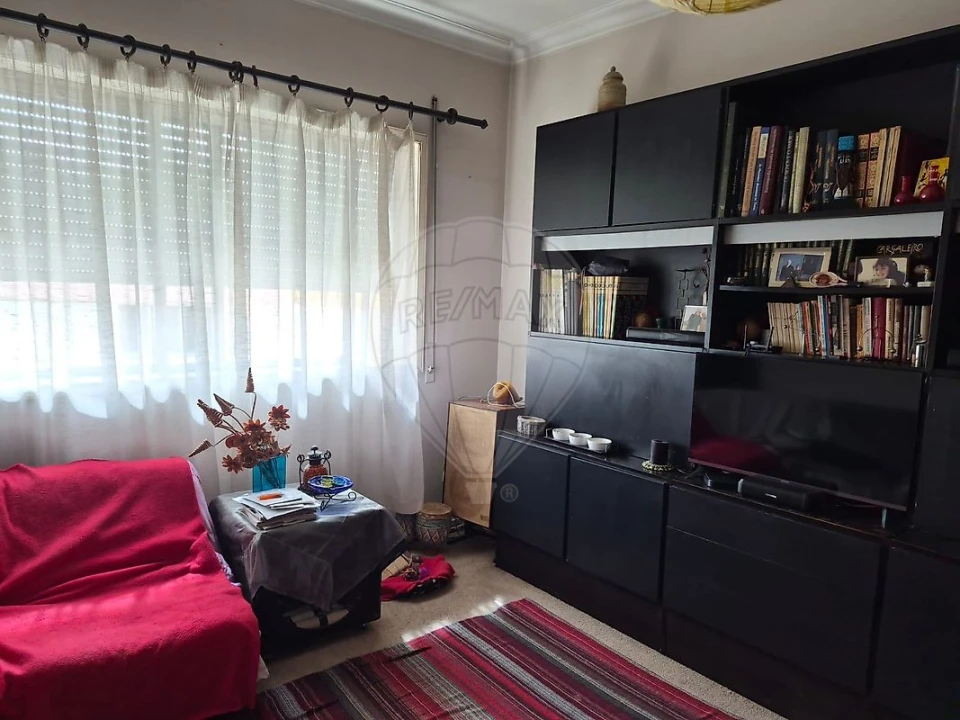 Apartamento T2 para Venda em Vilar de Andorinho Foto 23