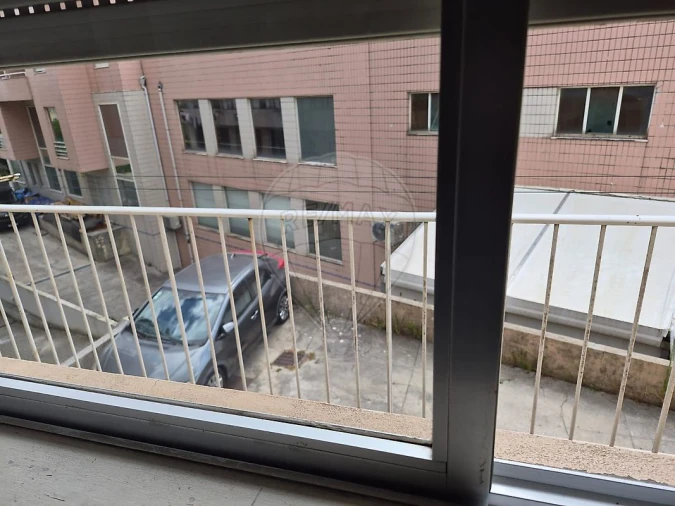 Apartamento T2 para Venda em Vilar de Andorinho Foto 20