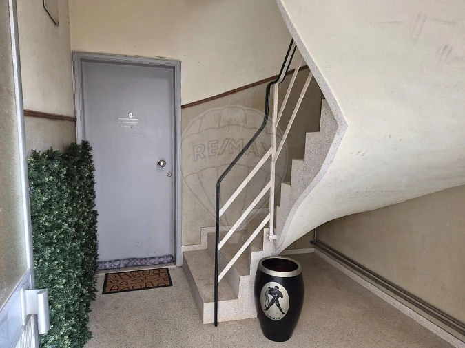 Apartamento T2 para Venda em Vilar de Andorinho Foto 28
