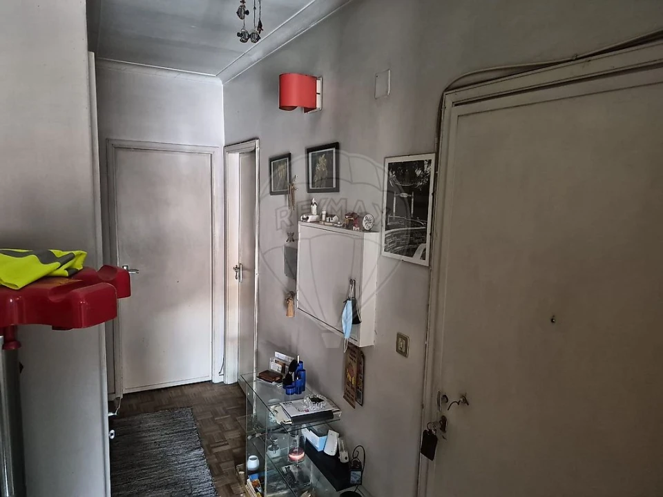 Apartamento T2 para Venda em Vilar de Andorinho Foto 10