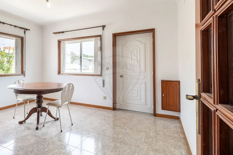 Moradia T3 para Arrendamento em Alfena Foto 4