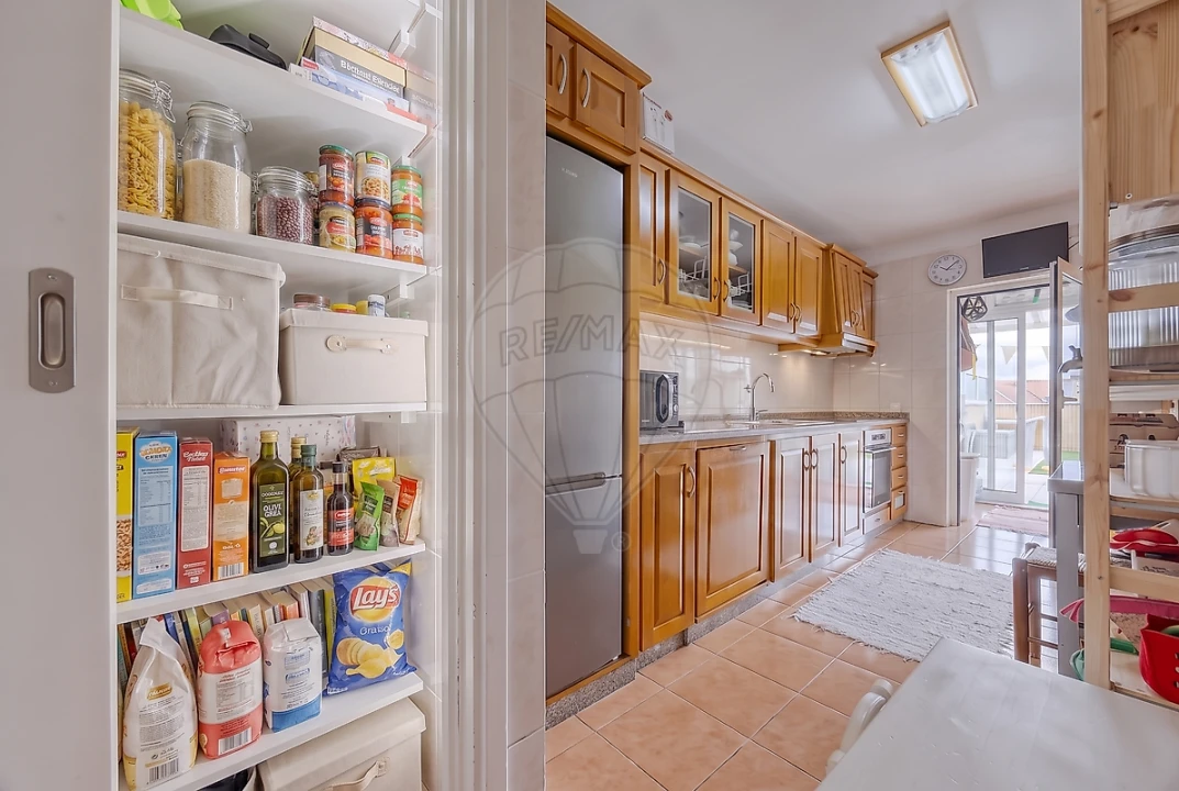 Apartamento T2 para Venda em Campanhã Foto 11